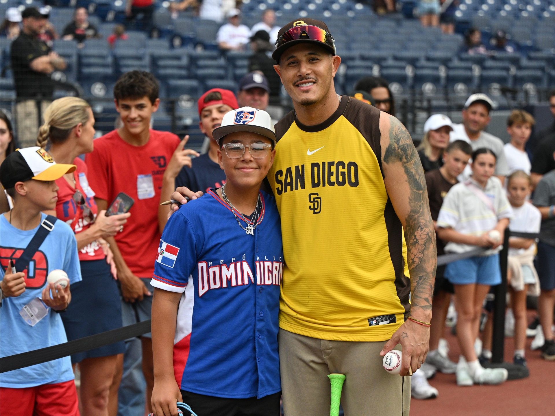 Manny Machado with a fan